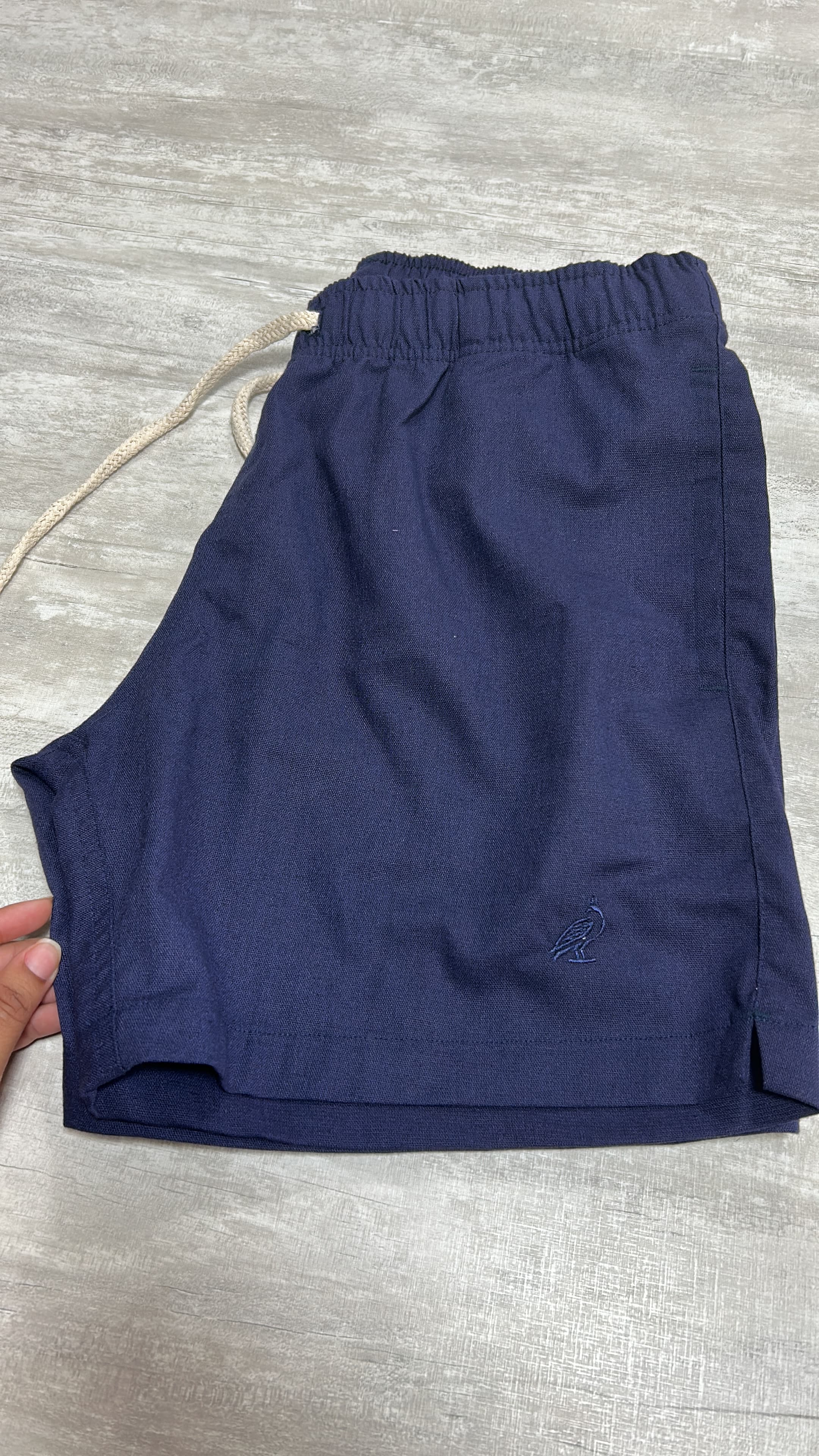 Shorts Linho Ogochi Marinho — Boutique Eva Milhomem